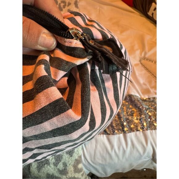 Victorias secret signature stripe pink/black shopper duffle bag fashion - Picture 7 of 8